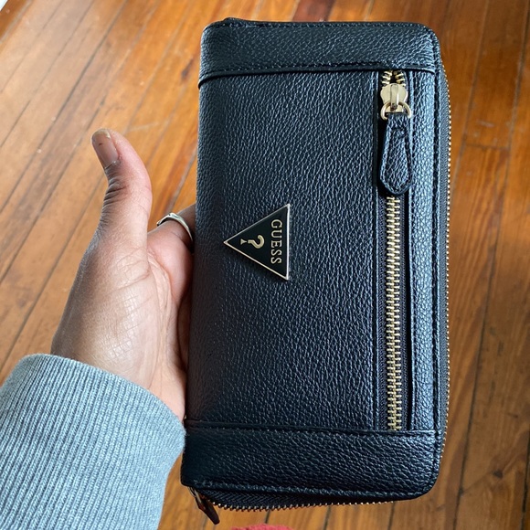 Large Black Wallet - Picture 4 of 4
